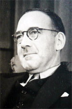 Son of Henry Parson Edgell Whatley, Artist and Amelia Rosina (nee Austin). Mechanical Engineer. Died 16th February 1944 Los Angeles, California, USA. - acwhatley